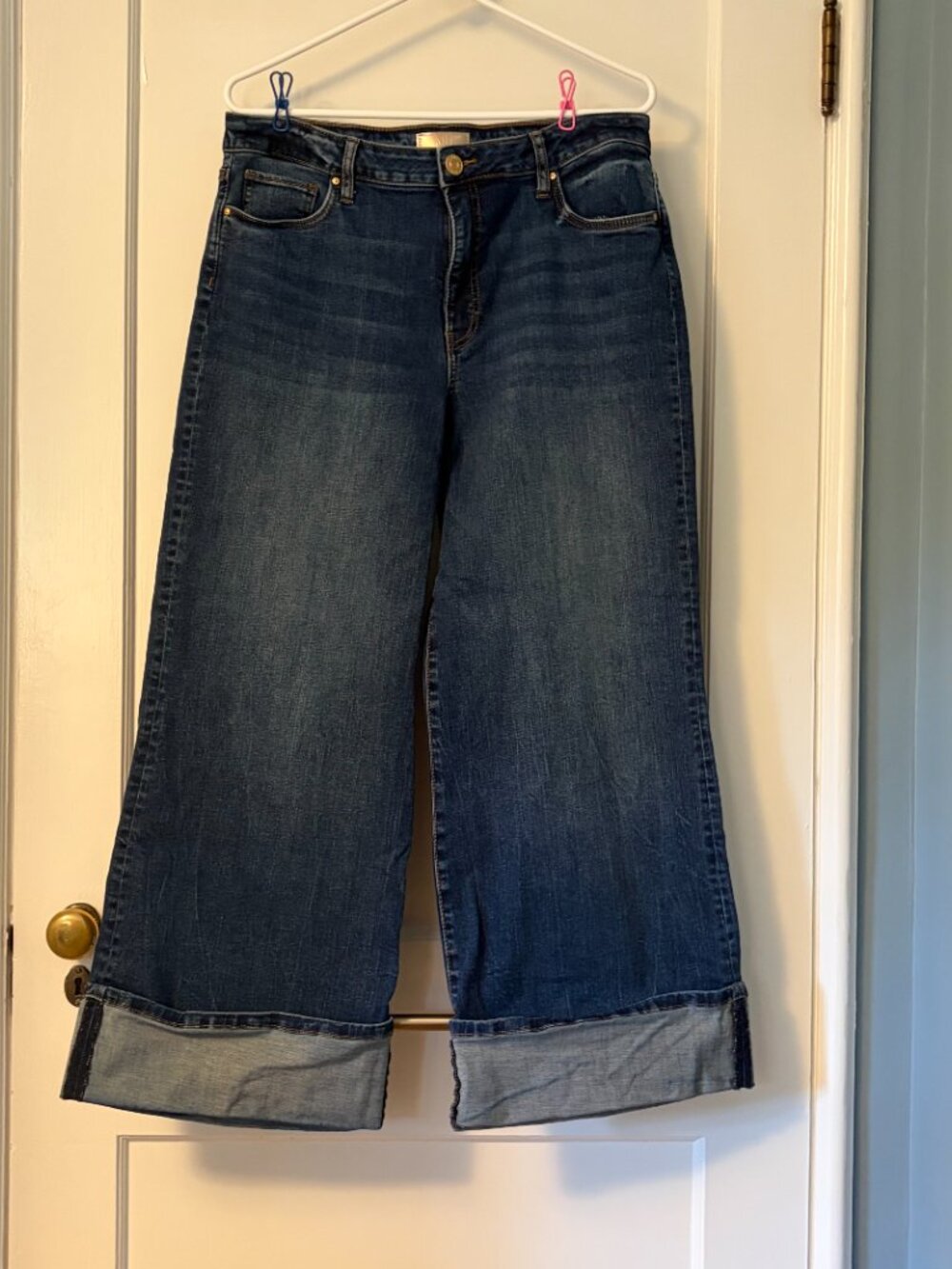 Kut from the Kloth Meg Fab Ab Wide leg cuffed jeans size 12 cropped length denim